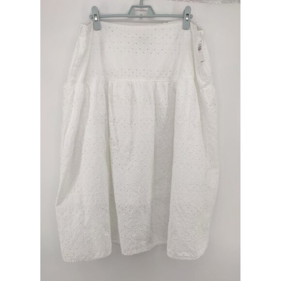 New Old Navy Eyelet Skirt/ matching Tank Size 2x - Picture 7 of 10